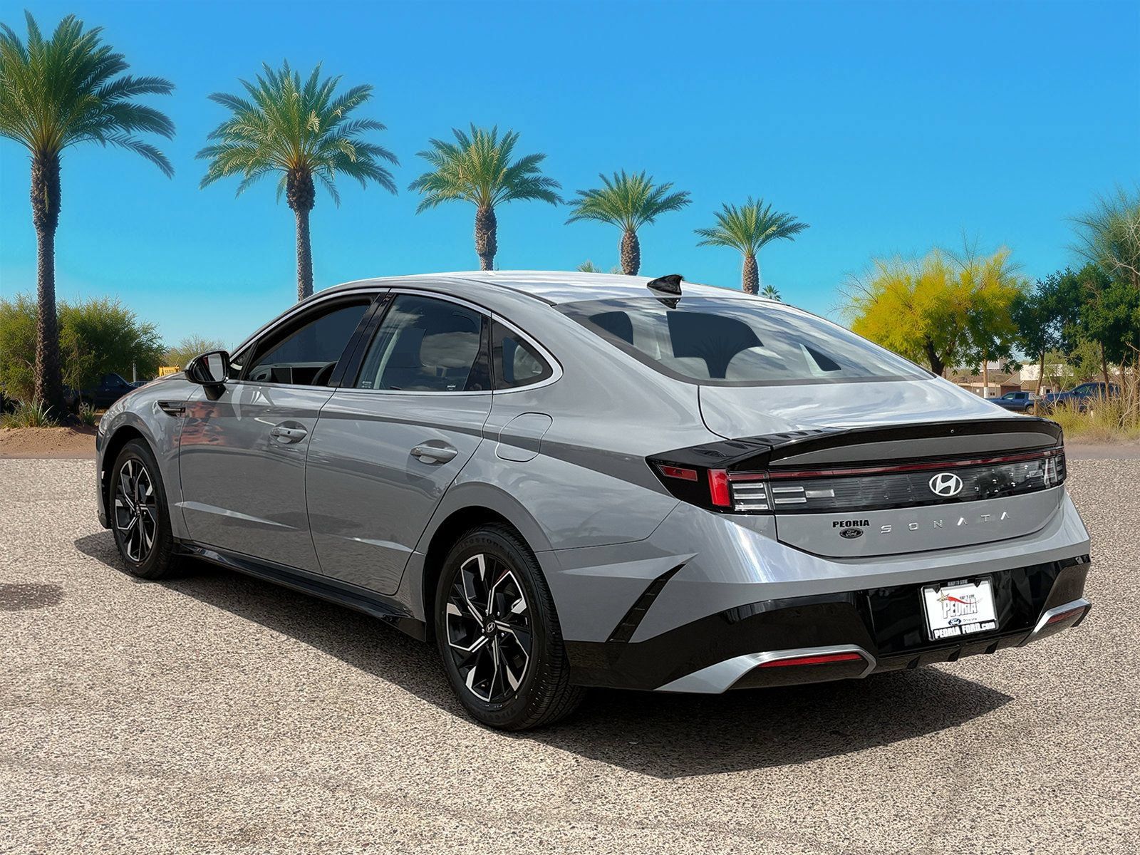 Used 2025 Hyundai Sonata SEL FWD image 3