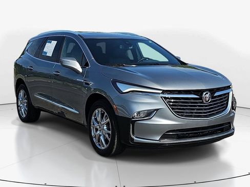 Used 2023 Buick Enclave Essence w/ Experience Buick Package FWD image 3