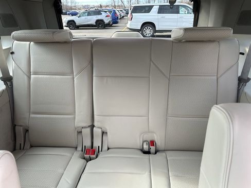 Used 2024 Cadillac Escalade Premium Luxury Platinum w/ Heavy-Duty Trailer Package image 34