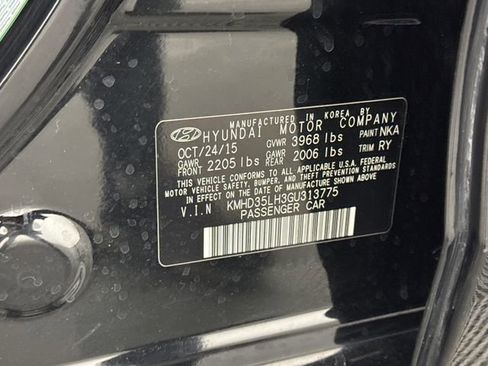 Used 2016 Hyundai Elantra GT FWD image 24