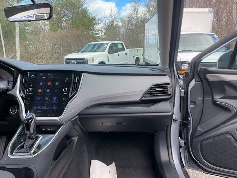 Used 2022 Subaru Outback Premium AWD/4WD image 28