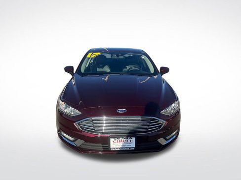 Used 2017 Ford Fusion SE w/ Equipment Group 201A image 12