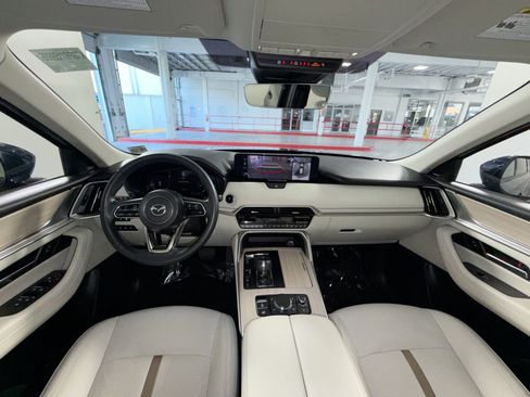 Used 2024 MAZDA CX-90 Plug-In Hybrid w/ Premium Plus AWD/4WD image 16