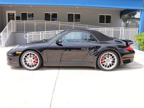 Used 2010 Porsche 911 Turbo image 4