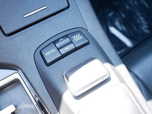 Used 2013 Lexus ES 300h w/ Luxury Pkg FWD image 24