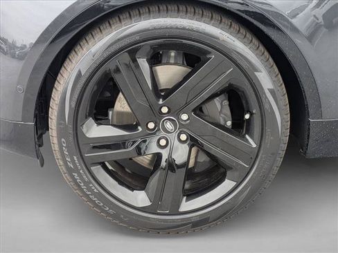 New 2025 Land Rover Discovery Dynamic SE AWD/4WD image 10