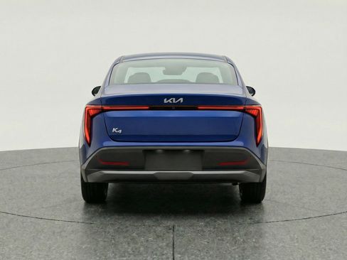 Used 2025 Kia K4 LXS image 7