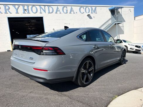 Used 2024 Honda Accord Sport image 13
