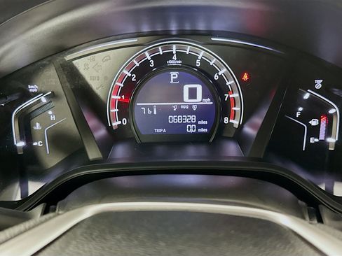 Used 2018 Honda CR-V LX image 18