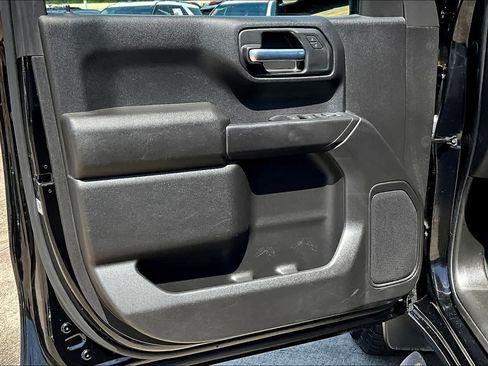 Used 2022 Chevrolet Silverado 1500 Custom w/ LPO, Dark Essentials Package AWD/4WD image 20