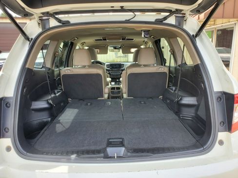 Used 2019 Honda Pilot Touring image 51