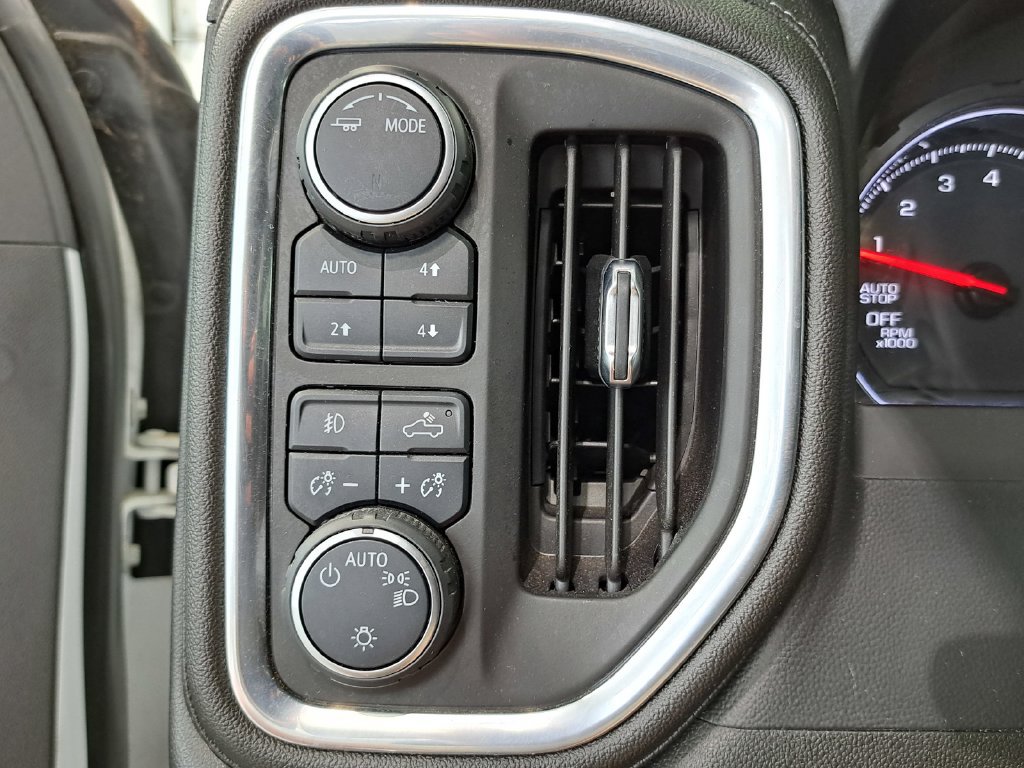 Used 2021 Chevrolet Silverado 1500 RST AWD/4WD image 12