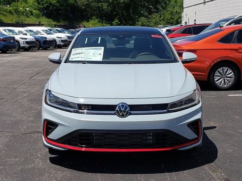 New 2026 Volkswagen Jetta GLI Autobahn FWD image 5