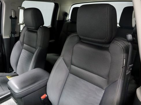 Certified 2023 Nissan Frontier SV w/ Tow Package image 27