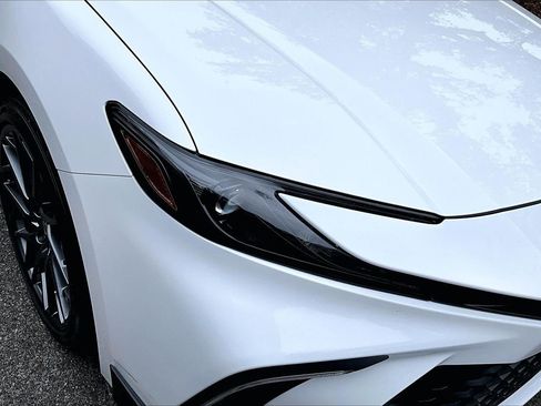 Used 2025 Toyota Camry SE FWD image 33
