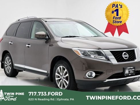 Used 2015 Nissan Pathfinder SL w/ SL Premium Package image 1