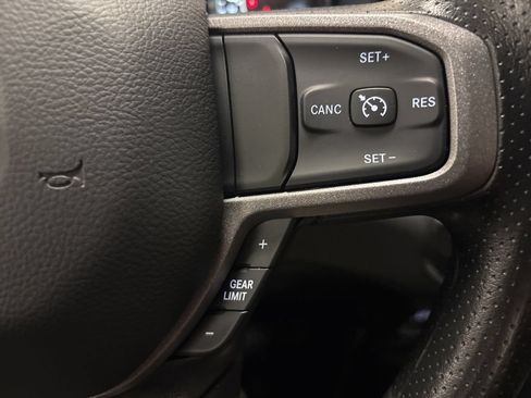 Used 2024 RAM 2500 Tradesman w/ Chrome Appearance Group AWD/4WD image 20
