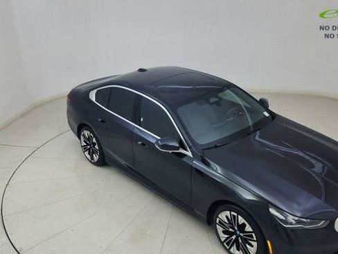 Used 2024 BMW i5 eDrive40i w/ Convenience Package RWD image 76