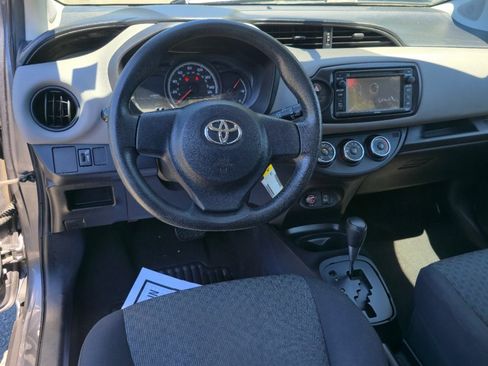 Used 2015 Toyota Yaris L FWD image 9