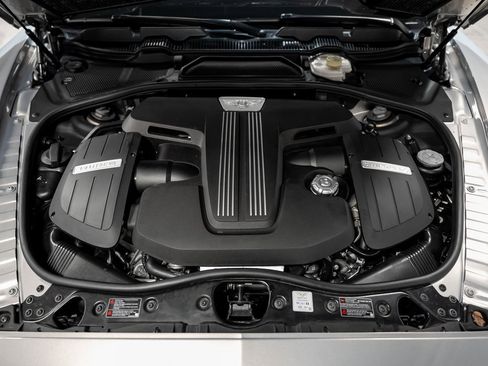Used 2017 Bentley Continental GT image 63