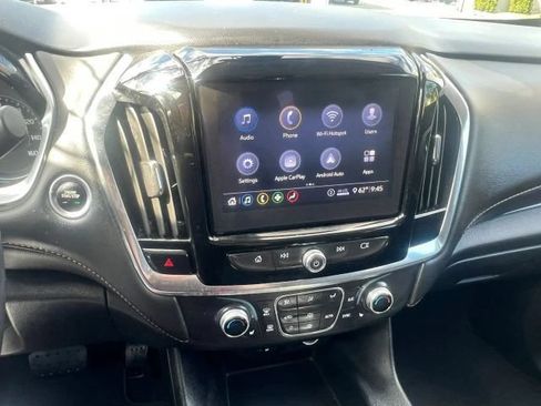Used 2021 Chevrolet Traverse LT AWD/4WD image 22