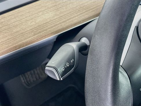 Used 2022 Tesla Model 3 Long Range AWD/4WD image 16