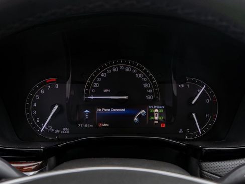 Used 2018 Cadillac XT5 Premium Luxury image 16