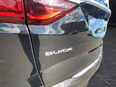 Used 2018 Buick Enclave Premium w/ LPO, Hit The Road Package AWD/4WD image 31