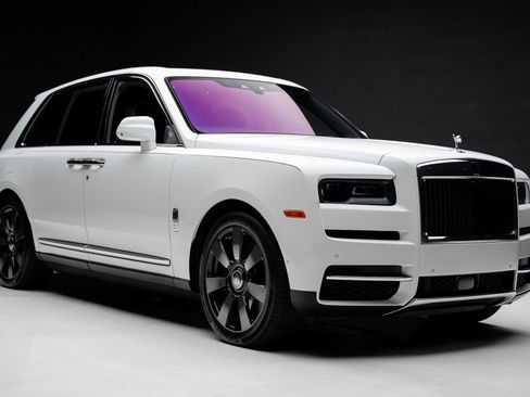 Used 2024 Rolls-Royce Cullinan w/ Cullinan Package AWD/4WD image 92