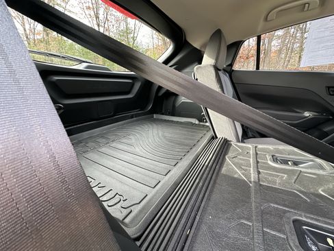 Used 2024 Subaru Crosstrek 2.0i Premium image 44