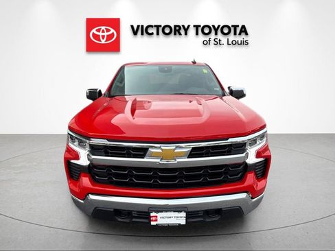 Used 2025 Chevrolet Silverado 1500 LT AWD/4WD image 8