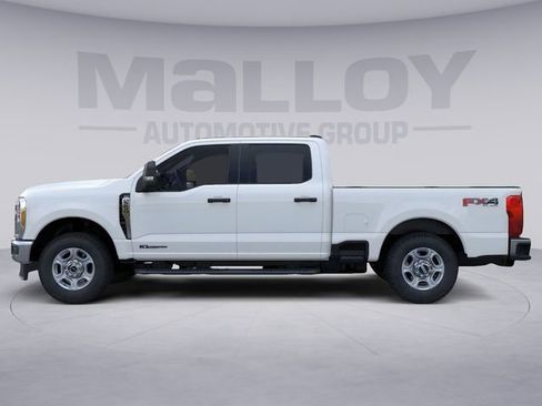 New 2026 Ford F250 XLT w/ FX4 Off-Road Package AWD/4WD image 4