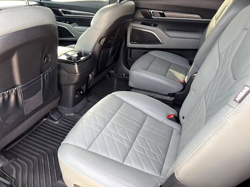 Used 2024 Kia Telluride SX Prestige X-Line AWD/4WD image 19