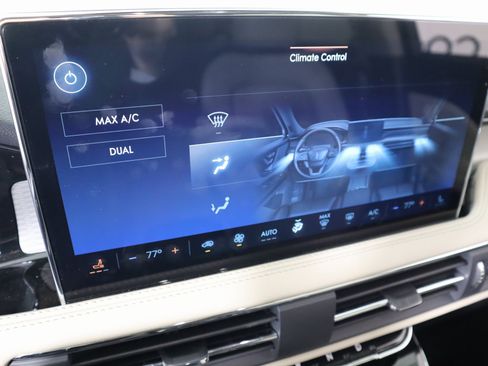 New 2025 Lincoln Corsair AWD image 7