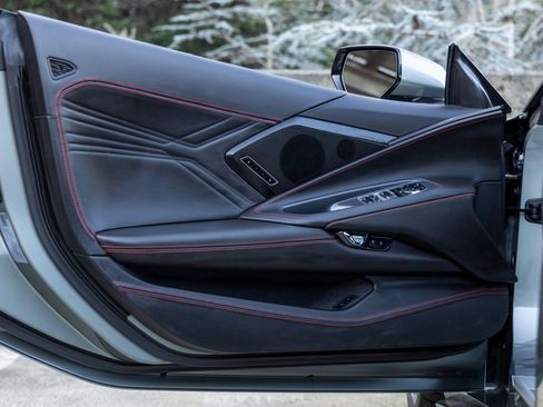 Used 2024 Chevrolet Corvette Z06 w/ Stealth Interior Trim Package image 30