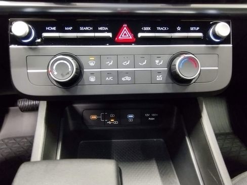 New 2026 Hyundai Santa Cruz SE AWD/4WD image 18