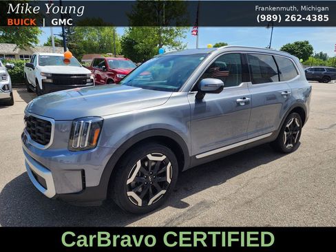 Used 2025 Kia Telluride S FWD image 1