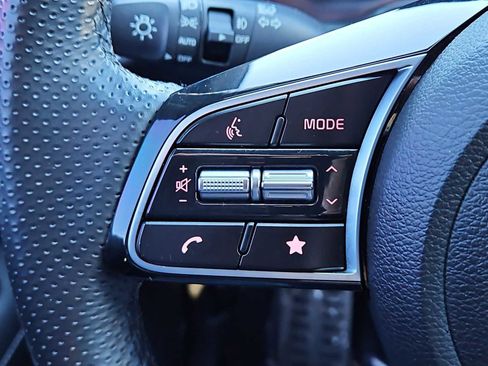 Used 2023 Kia Forte GT-Line w/ GT-Line Premium Package image 25