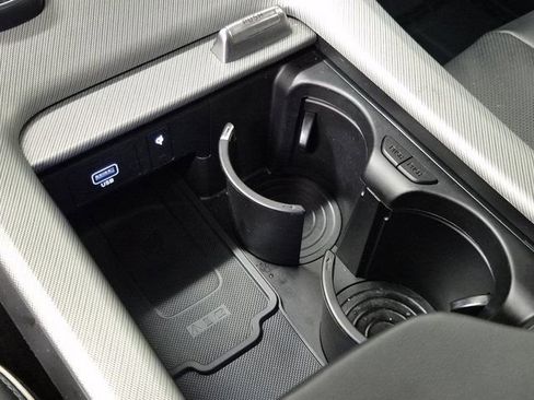 Used 2025 Hyundai Palisade SEL image 32