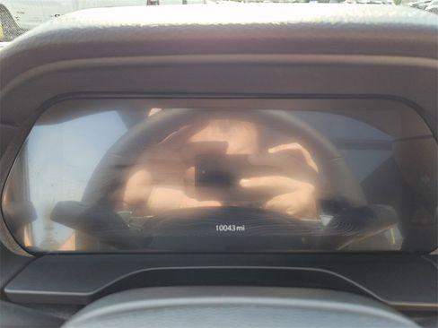 Used 2024 Jeep Grand Cherokee Limited w/ Luxury Tech Group II image 24