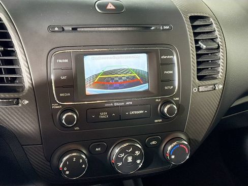 Used 2015 Kia Forte EX w/ Premium Package FWD image 16