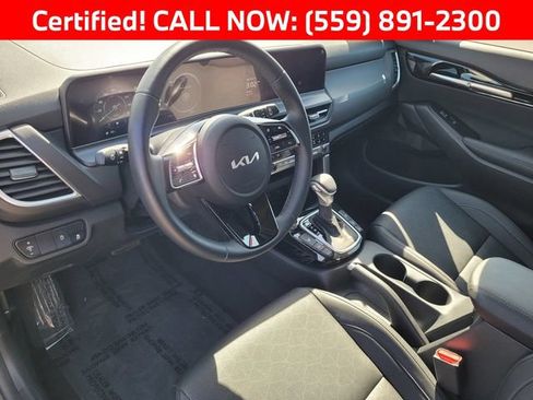 Certified 2025 Kia Seltos EX FWD image 7
