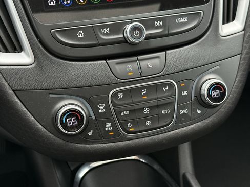 Used 2023 Chevrolet Malibu LT image 22