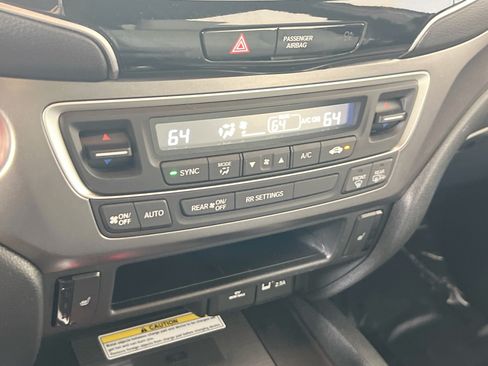 Used 2023 Honda Passport EX-L image 15