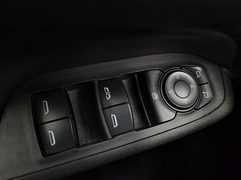 Used 2021 Chevrolet Equinox LT FWD image 27