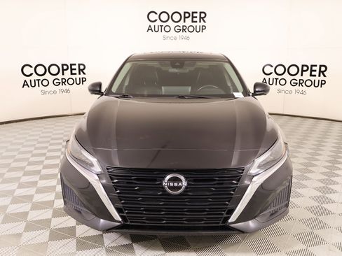 Used 2023 Nissan Altima 2.5 SL image 10