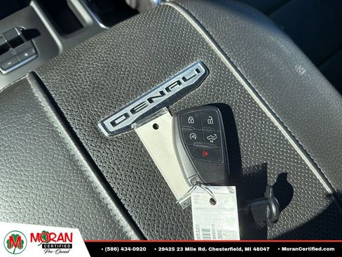 Used 2024 GMC Sierra 2500 Denali w/ Denali Reserve Package AWD/4WD image 30