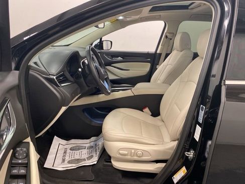 Used 2023 Buick Enclave Essence w/ Experience Buick Package image 9