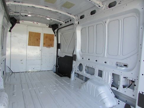 Used 2023 Ford Transit 150 Medium Roof RWD image 28
