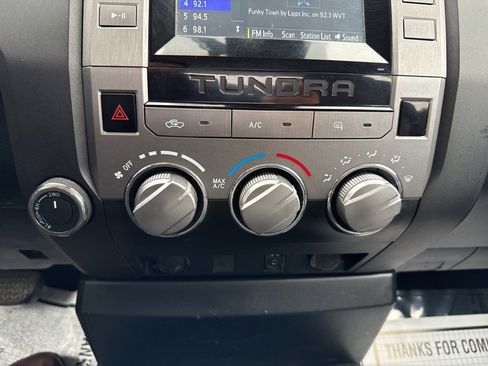 Used 2018 Toyota Tundra SR image 16